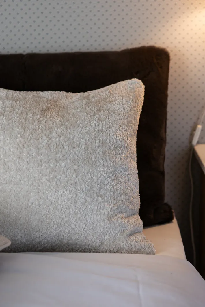 Specktrum Karl pillow - Ivory 45*45 cm