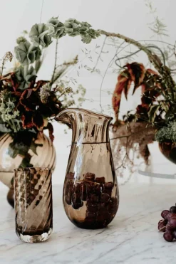 Specktrum Meadow Pitcher No. 2 - Swirl - cylinder - Topaz