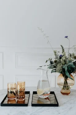 Specktrum Meadow Pitcher No. 2 - Swirl - cylinder - Clear