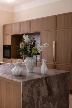 Specktrum Nellie Jug - Off White No. 1