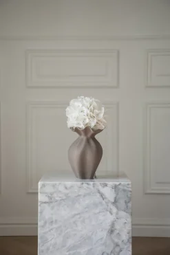 Specktrum Nellie Vase - Brown Small