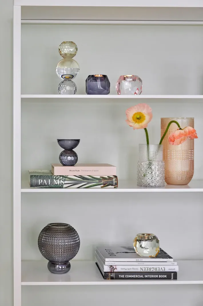 Specktrum Shadow Square Candle Holder - Black/Purple