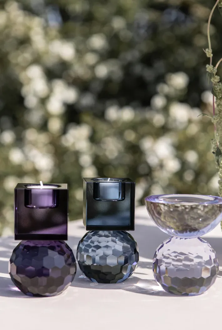 Specktrum Shadow Square Candle Holder - Light Blue Purple