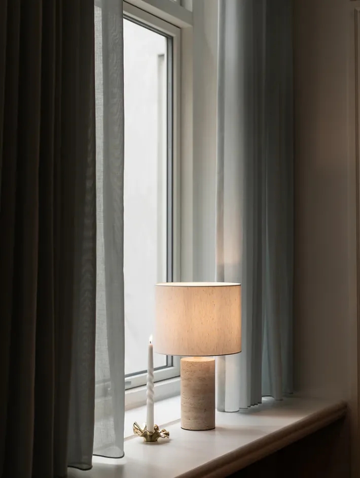 Specktrum Sylvester Lampshade - Wide 28x21.5 white