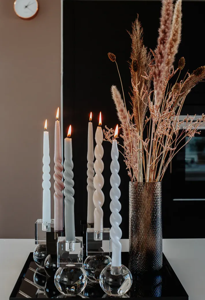 Specktrum The Curly Candle Collection - Packed with 4 Pieces per box - Mighty Blue Middle Curled